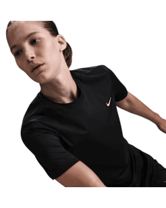 Camiseta Nike Swift Feminina